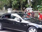 presiden-joko-widodo-dan-ganjar-pranowo-semobil.jpg