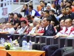 presiden-joko-widodo-didampingi-ketua-steering-comittee-piala-presiden_20170316_070700.jpg