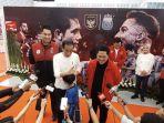 presiden-joko-widodo-jokowi-berbicara-dengan-para-wartawan-di-gbk.jpg