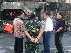 presiden-joko-widodo-jokowi-langsung-menuju-lokasi-ledakan-bom_20180513_162255.jpg