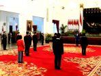 presiden-joko-widodo-jokowi-menganugerahkan-tanda-kehormatan-republik.jpg