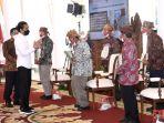presiden-joko-widodo-jokowi-menyerahkgg.jpg