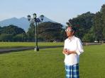 presiden-joko-widodo-lihat-gerhana_20160309_165005.jpg