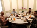 presiden-joko-widodo-makan-siang-bersama-ketiga-bacapres_20231030_133545.jpg