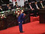 presiden-joko-widodo-memberi-hormat-sebelum-menyampaikan-pidato.jpg