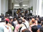 presiden-joko-widodo-open-house-di-istana_20240410_124640.jpg