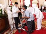 presiden-joko-widodo-open-house-di-istana_20240410_130138.jpg