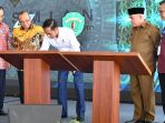 presiden-joko-widodo_20181025_145513.jpg