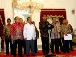 presiden-jokowi-akan-melakukan-deregulasi-ekonomi_20150909_201758.jpg