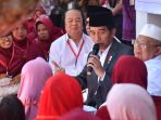 presiden-jokowi-bank-wakaf_20180314_174643.jpg