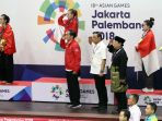 presiden-jokowi-bertemu-prabowo-di-final-pencak-silat_20180829_184929.jpg