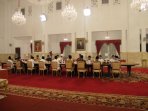 presiden-jokowi-buka-puasa-bersama-pimpinan-lembaga-negara_20150619_192222.jpg