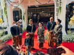 presiden-jokowi-dan-ibu-iriana-tiba-di-loji-gandrung-solo_20221211_110830.jpg