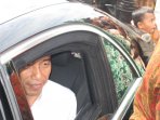 presiden-jokowi-dan-ibu-negara-kunjungi-kampung-nelayan-aceh_20150719_195430.jpg
