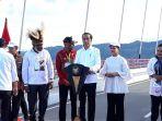 presiden-jokowi-di-jembatan-yousefa.jpg