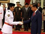 presiden-jokowi-kukuhkan-anggota-paskibraka-di-istana-negara_20190815_195547.jpg