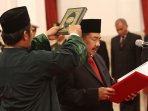 presiden-jokowi-lantik-kiagus-ahmad-badaruddin-jadi-kepala-ppatk_20161026_220852.jpg
