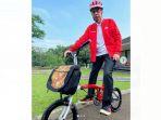 presiden-jokowi-memakai-sepeda-buatan-bandung-kreuz.jpg