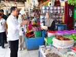 presiden-jokowi-mengecek-harga-pangan-di-pasar-kawat-kota-tanjungbalai-awal-bulan-ramadan.jpg