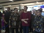 presiden-jokowi-meresmikan-kereta-bandara_20180102_093854.jpg