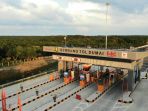 presiden-jokowi-resmikan-jalan-tol-dumai-secara-virtual_20200925_201845.jpg