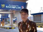 presiden-jokowi-resmikan-pengoperasian-tol-solo-sragen_20180715_170319.jpg