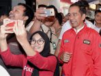 presiden-jokowi-sambangi-mal-di-semarang_20181020_115131.jpg