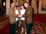 presiden-jokowi-silahturahmi-idul-fitri-di-istana-negara_20160711_191107.jpg