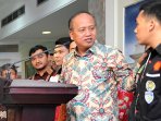 presiden-jokowi-terima-tim-sem_20150930_201539.jpg