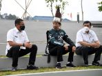 presiden-jokowi-tinjau-penataan-kawasan-pantai-bebas-parapat_20220203_070533.jpg