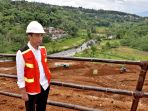 presiden-jokowi-tinjau-progress-waduk-sukamahi-dan-waduk-ciawi_20171215_161613.jpg