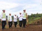 presiden-jokowi-tinjau-waduk-kuwil_20161230_023113.jpg