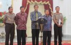 presiden-jokowi-umumkan-dua-keppres-kapolri_20150118_170957.jpg