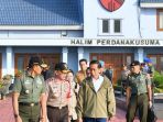 presiden-ke-pulau-natuna_20170519_130319.jpg