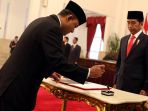 presiden-lantik-kepala-bnn-baru_20180301_210330.jpg