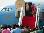 presiden-naik-pesawat_20141210_085405.jpg