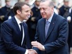 presiden-prancis-emmanuel-macron-dan-presiden-turki-erdogan_20180106_101453.jpg