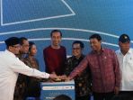 presiden-resmikan-pengoperasian-kereta-bandara-soetta_20180102_125729.jpg