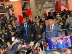 presiden-ri-joko-widodo-jokowi-saat-ditemui-awak-media-usai-rapim-tni-polri.jpg