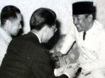 presiden-soekarno-saat-kaa-111.jpg