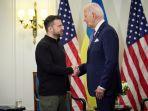 presiden-ukraina-volodymyr-zelensky-presiden-as-joe-biden-76476u.jpg