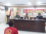 press-release-kasus-pembunuhan-yang-berhasil-diungkap-polres-landak.jpg