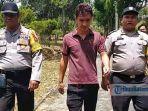 pria-imigran-pengungsi-saat-dijemput-personel-polsek-gunung-kijang-di-hotel-bhadra-toapaya-selasa.jpg