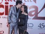 prilly-latuconsina-dan-maxime-bouttier-saat-menghadiri-acara-premier-ayat-ayat-cinta-2_20180510_173308.jpg
