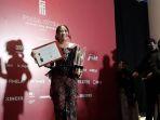 Prilly Latuconsina Akhirnya Dapat Piala Citra