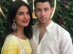 priyanka-chopra-dan-nick-jonas_20180821_074543.jpg