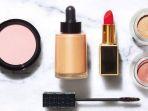 produk-makeup-yang-harus-dihindari-untuk-kulit-berminyak-ada-apa-saja.jpg