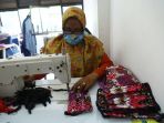 produksi-masker-gratis-untuk-warga-tangerang_20200416_181929.jpg