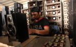 produksi-speaker-aktif-di-kudus_20141123_101323.jpg