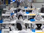 produsen-mobil-mewah-di-jerman-turut-memproduksi-masker_20200406_230243.jpg